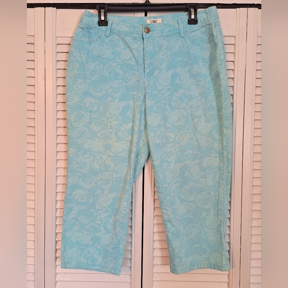 Cato Sky Blue Floral Capri Pants Sz 12 *box 5